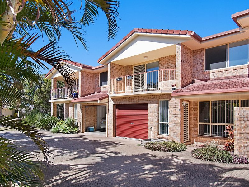 Photo - 2/13 Patricia Parade, Lennox Head NSW 2478 - Image 1