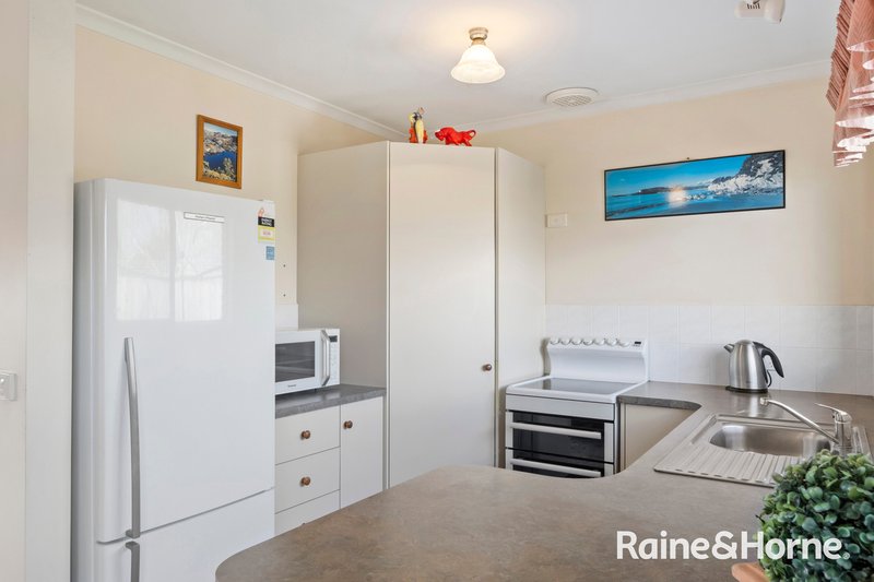 Photo - 2/13 Pollock Place, Sorell TAS 7172 - Image 8