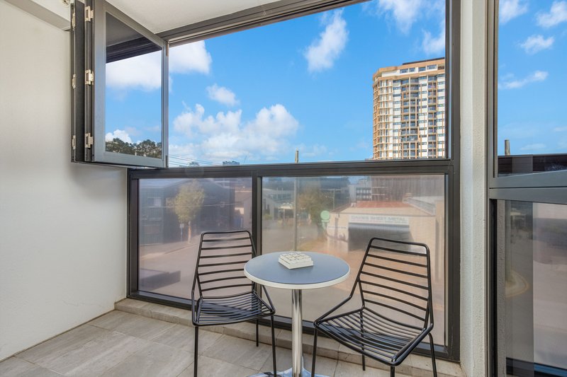 Photo - 2/13 Railway Terrace, Milton QLD 4064 - Image 8