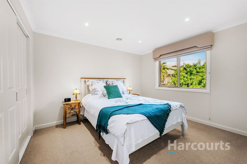 Photo - 2/13 Shetland Drive, Wantirna VIC 3152 - Image 8