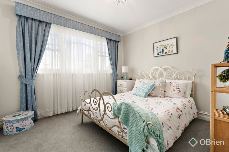 Photo - 213 Somerville Road, Yarraville VIC 3013 - Image 6