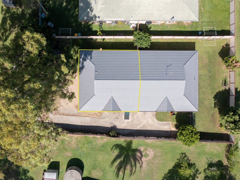 Photo - 2/13 Sunnymeade Drive, Caboolture QLD 4510 - Image 5