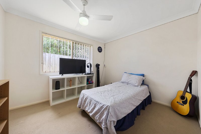 Photo - 2/13 Whitlock Drive, Rothwell QLD 4022 - Image 13