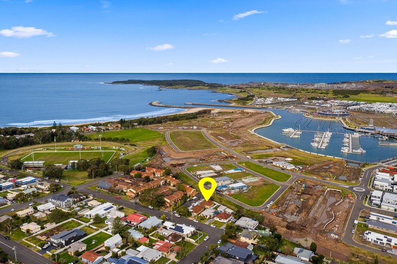 Photo - 2/13 William Street, Shellharbour NSW 2529 - Image 3