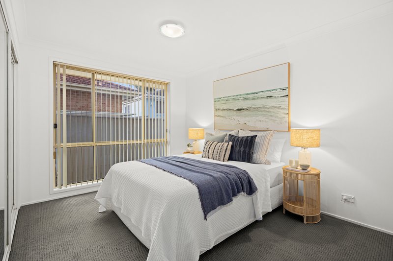 Photo - 2/13 William Street, Shellharbour NSW 2529 - Image 5