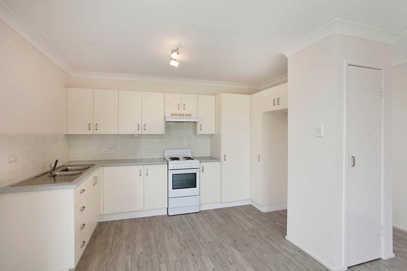 Photo - 2/13 William Street, Shellharbour NSW 2529 - Image 3