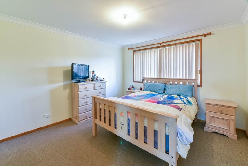 Photo - 2/13 Woolpack Street, Elderslie NSW 2570 - Image 4