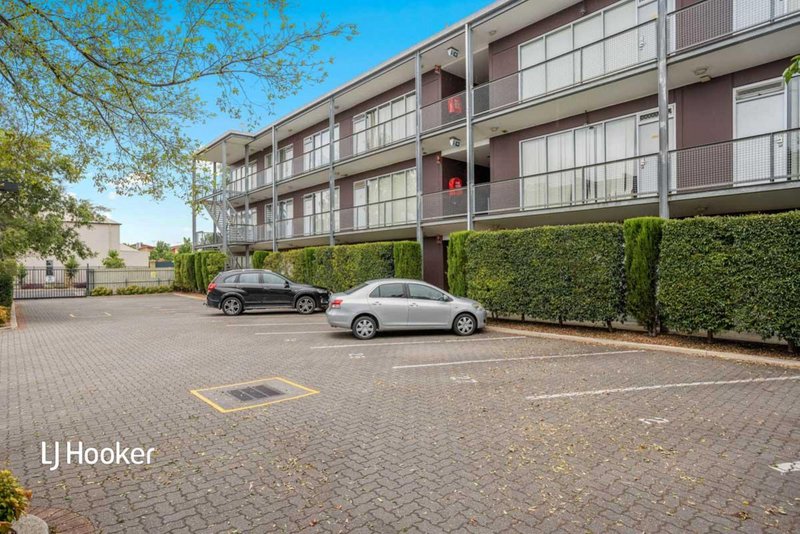 Photo - 2/13 Yates Street, Mawson Lakes SA 5095 - Image 10