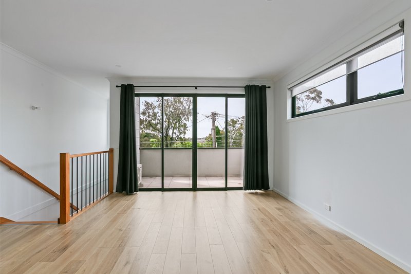 Photo - 2/131 Broadway , Reservoir VIC 3073 - Image 3