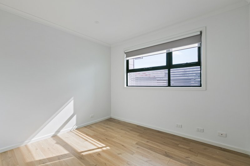 Photo - 2/131 Broadway , Reservoir VIC 3073 - Image 11