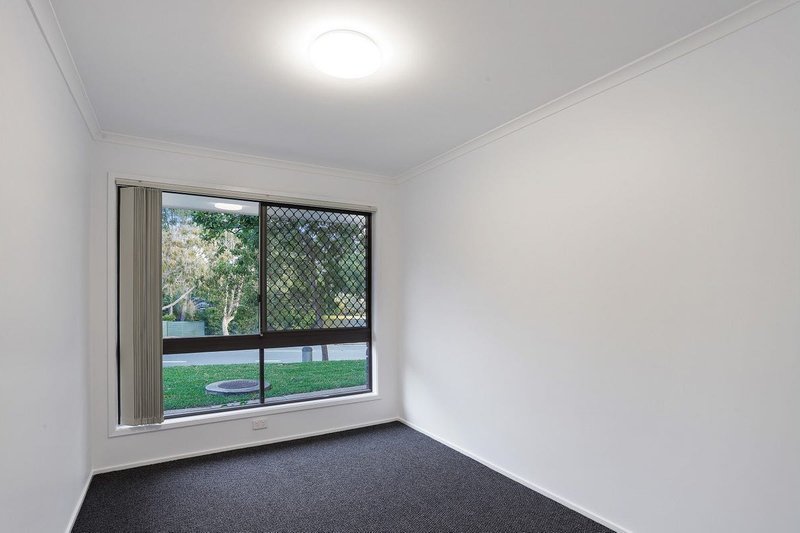 Photo - 2/131 Cotlew Street, Ashmore QLD 4214 - Image 5