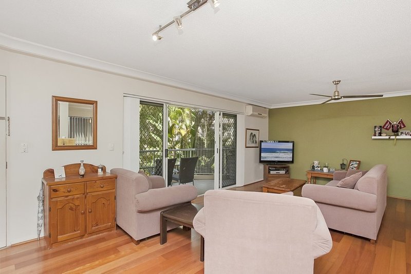 Photo - 213/19 Burleigh Street, Burleigh Heads QLD 4220 - Image 2