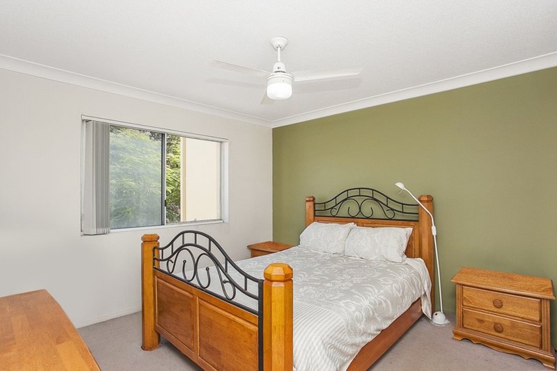 Photo - 213/19 Burleigh Street, Burleigh Heads QLD 4220 - Image 7