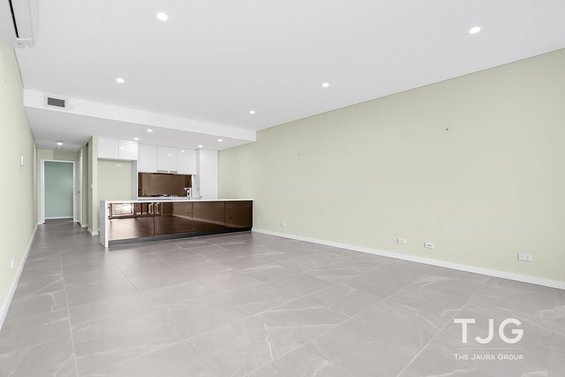 Photo - 213/2 Bellcast Road, Rouse Hill NSW 2155 - Image 2