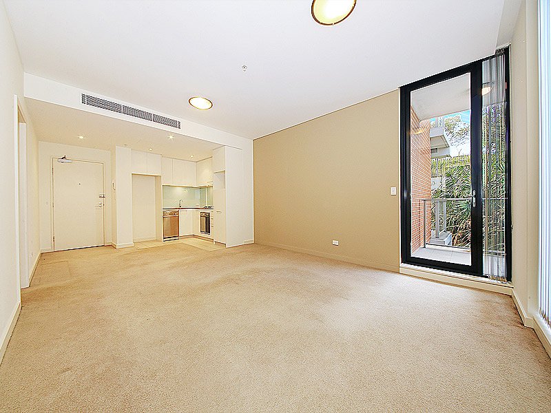 Photo - 213/2 Brodie Spark Drive, Wolli Creek NSW 2205 - Image 2