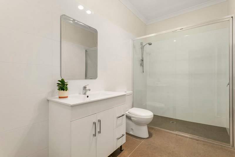 Photo - 2/132 Middle Street, Hadfield VIC 3046 - Image 4