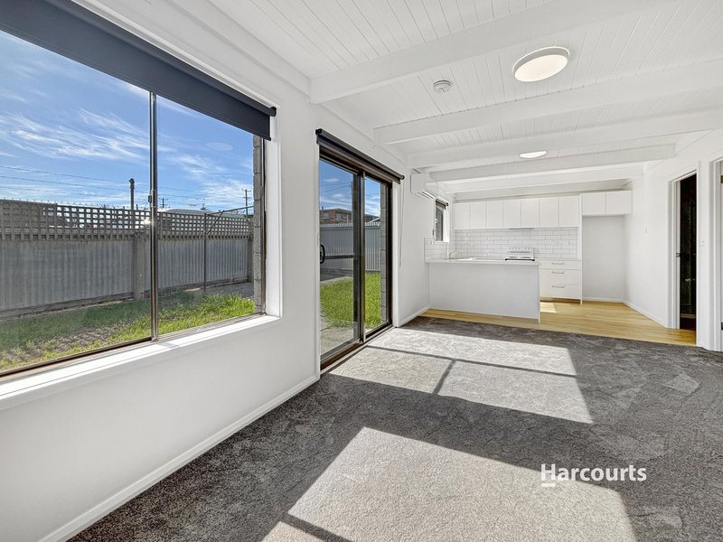 Photo - 2/132 Tarleton Street, East Devonport TAS 7310 - Image 4