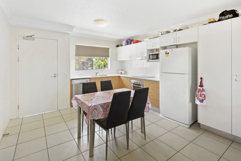Photo - 213/25 Chancellor Village Boulevard, Sippy Downs QLD 4556 - Image 3