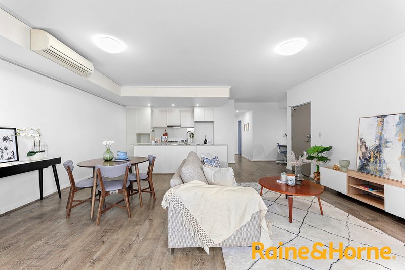 Photo - 213/2A Mary Street, Rhodes NSW 2138 - Image 2