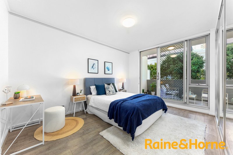 Photo - 213/2A Mary Street, Rhodes NSW 2138 - Image 4