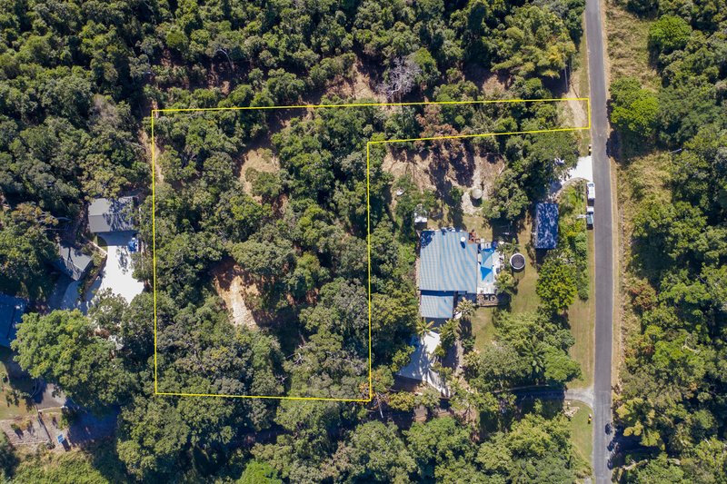 Photo - 2/133 Orchid Road, Cannon Valley QLD 4800 - Image 3