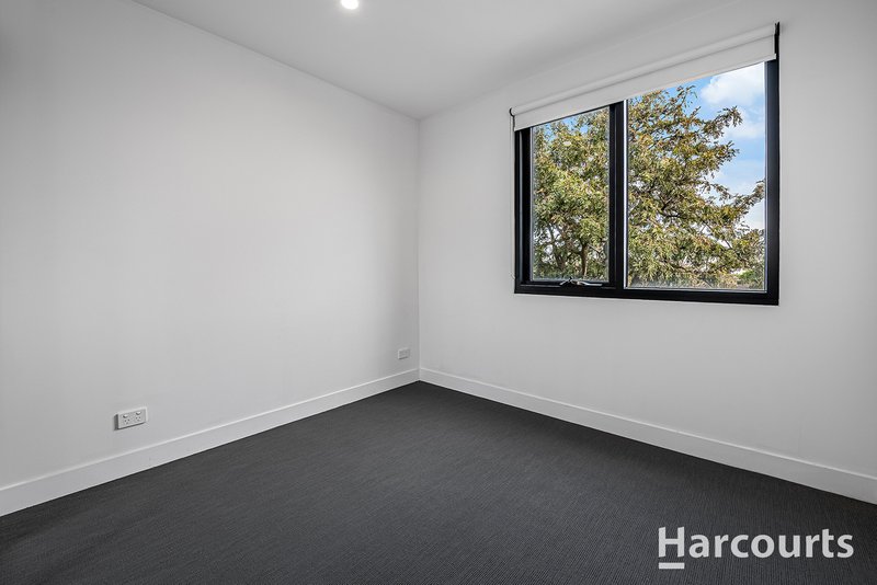 Photo - 213/373-377 Burwood Highway, Burwood VIC 3125 - Image 7