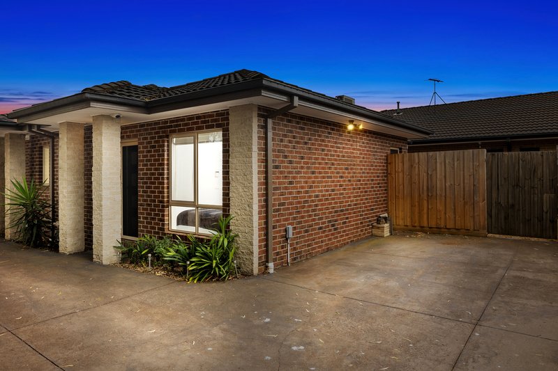 2/134 Alexander Avenue, Thomastown VIC 3074