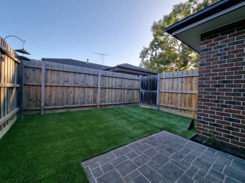 Photo - 2/134 Alexander Avenue, Thomastown VIC 3074 - Image 11