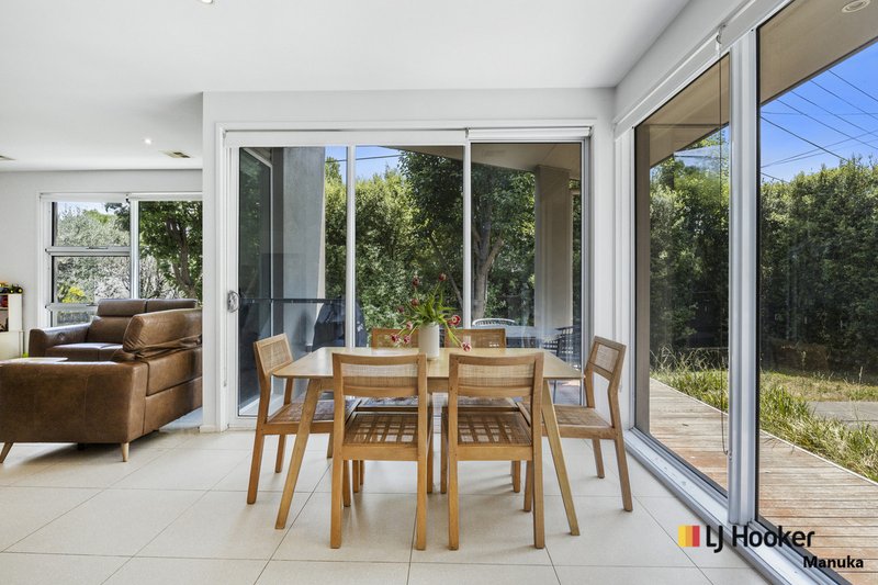 Photo - 2/134 Blamey Crescent, Campbell ACT 2612 - Image 6