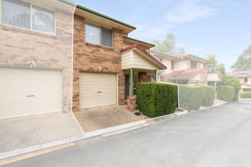 Photo - 2/134 Johnson Road, Hillcrest QLD 4118 - Image 2