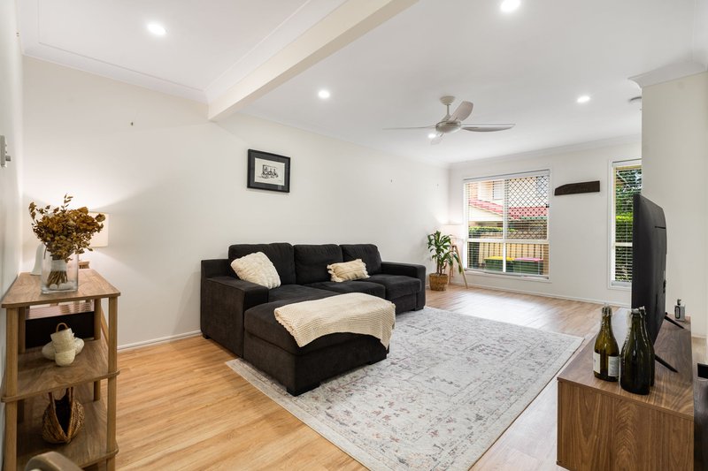 Photo - 2/134 Johnson Road, Hillcrest QLD 4118 - Image 3