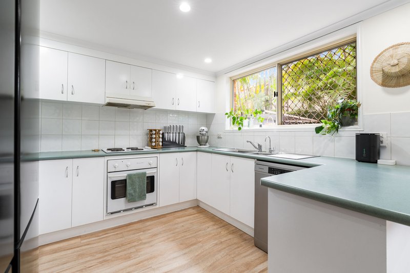 Photo - 2/134 Johnson Road, Hillcrest QLD 4118 - Image 7