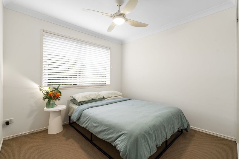 Photo - 2/134 Johnson Road, Hillcrest QLD 4118 - Image 12