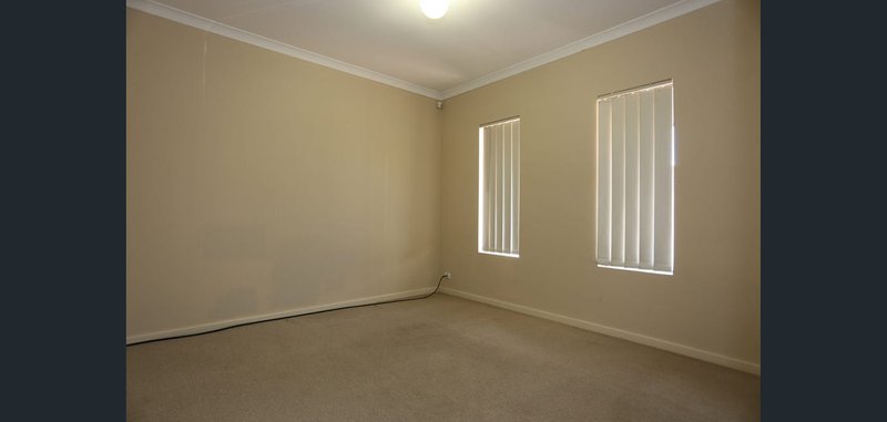 Photo - 2/134 Shepperton Road, Victoria Park WA 6100 - Image 5