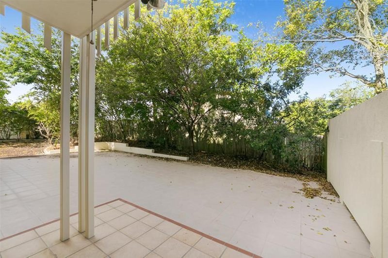 Photo - 2/135 Gladstone Road, Highgate Hill QLD 4101 - Image 8