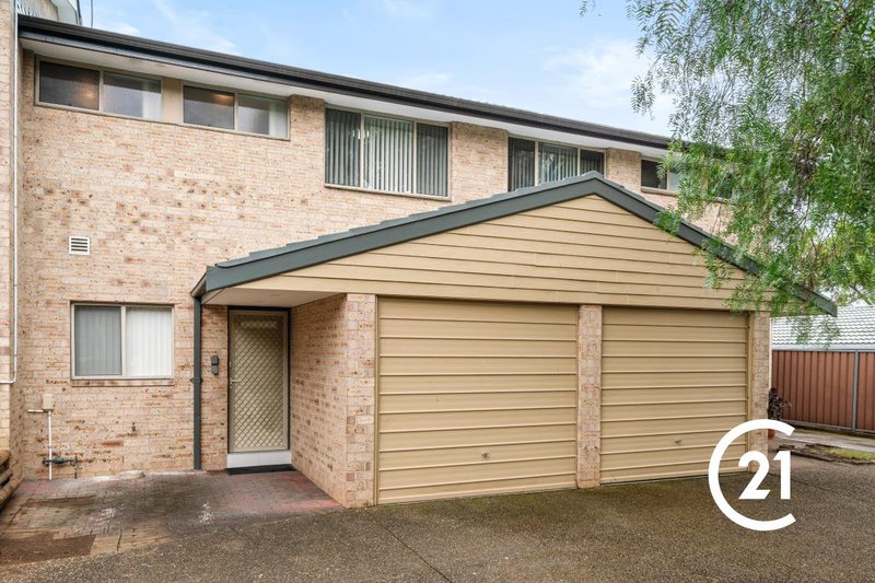 2/135 Rex Road, Georges Hall NSW 2198