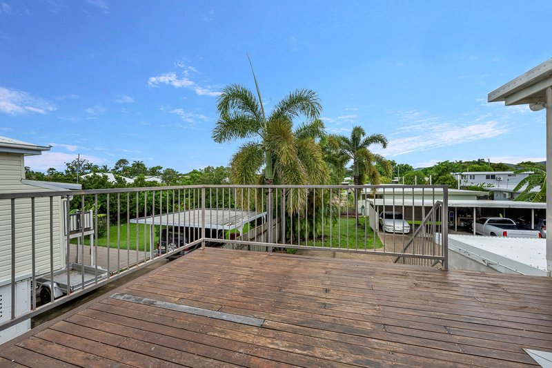 Photo - 2/136 Queens Road, Hermit Park QLD 4812 - Image 6