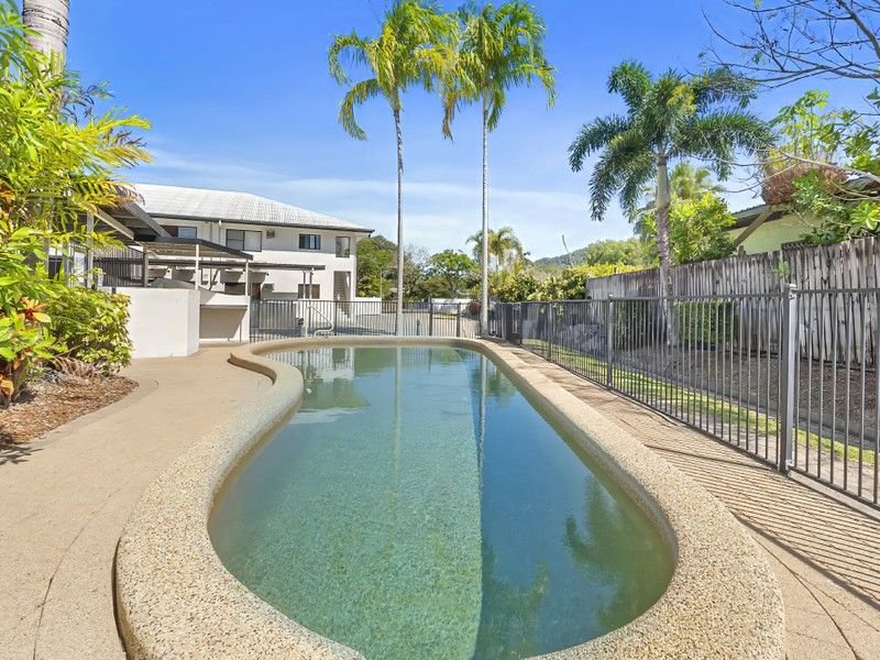 Photo - 2/136 Trinity Beach Road, Trinity Beach QLD 4879 - Image 11