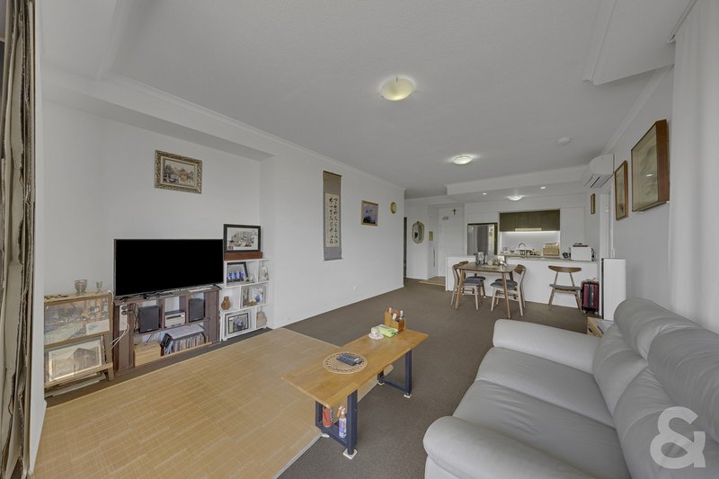 Photo - 213/64 Glenlyon Street, Gladstone Central QLD 4680 - Image 2