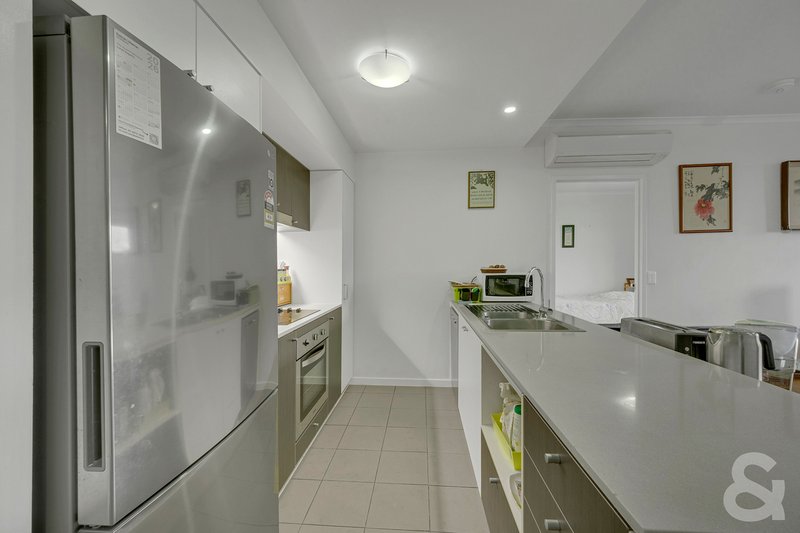 Photo - 213/64 Glenlyon Street, Gladstone Central QLD 4680 - Image 5