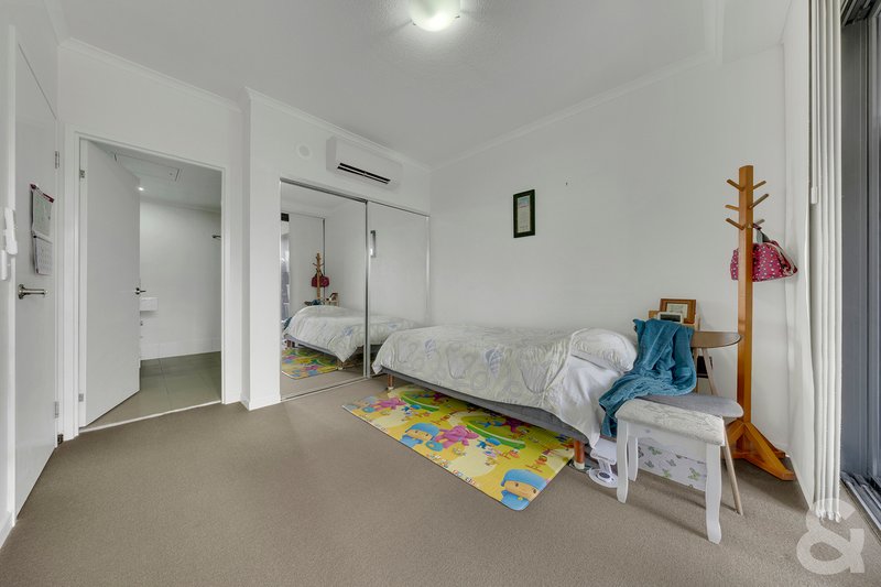 Photo - 213/64 Glenlyon Street, Gladstone Central QLD 4680 - Image 8