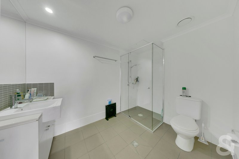 Photo - 213/64 Glenlyon Street, Gladstone Central QLD 4680 - Image 9