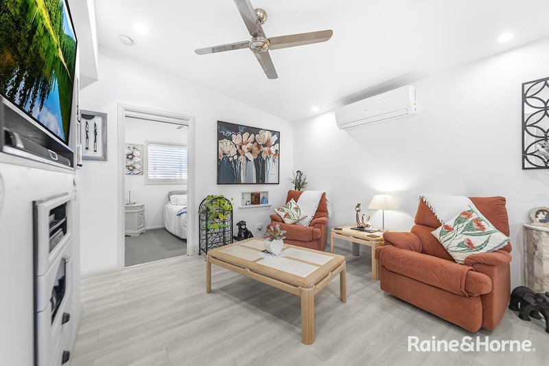 Photo - 213/687 Pacific Highway, Belmont NSW 2280 - Image 5