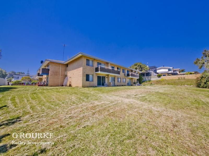 Photo - 2/137 Hasting Street, Scarborough WA 6019 - Image 13