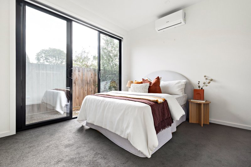 Photo - 2/138 Altona Street, Heidelberg West VIC 3081 - Image 2