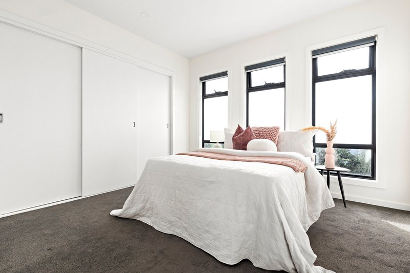 Photo - 2/138 Altona Street, Heidelberg West VIC 3081 - Image 4