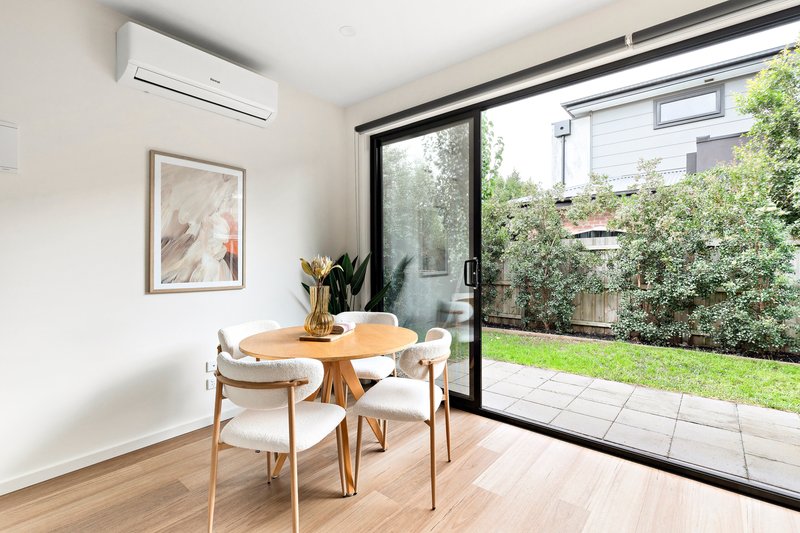 Photo - 2/138 Altona Street, Heidelberg West VIC 3081 - Image 9