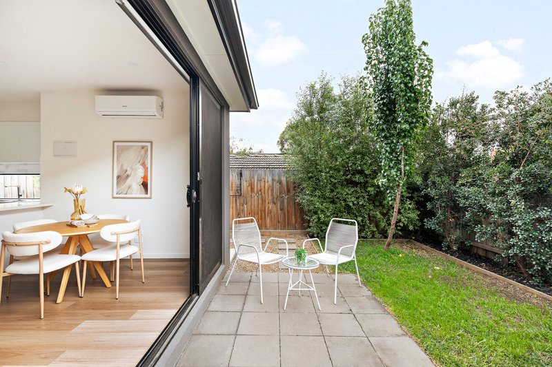 Photo - 2/138 Altona Street, Heidelberg West VIC 3081 - Image 10
