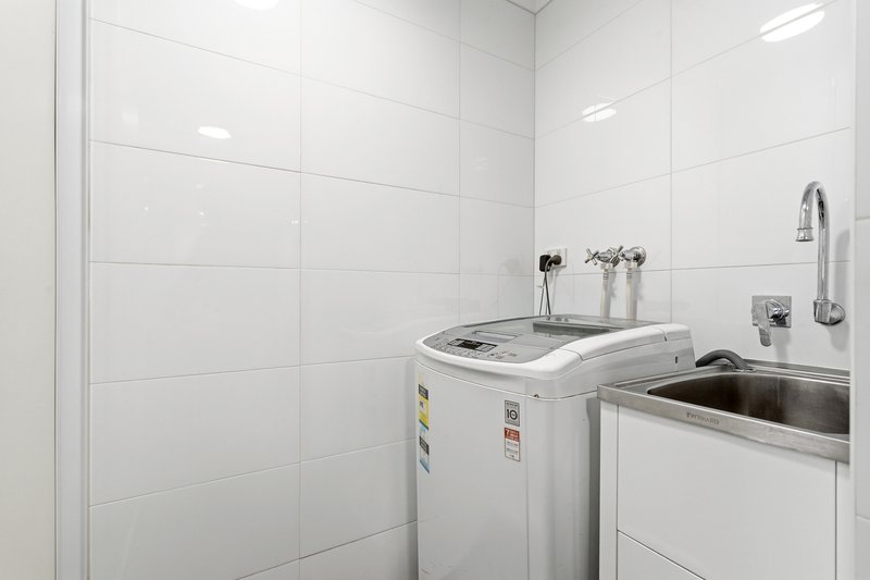 Photo - 2/138 Morrison Road, Midland WA 6056 - Image 7