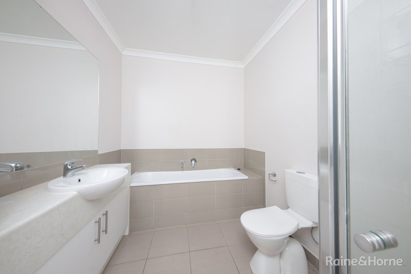 Photo - 21/39-43 Cornish Street, Sunbury VIC 3429 - Image 6